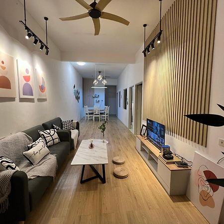 Villa Demuji 4Br 10Pax 3Min To Ecm Kcm, Ps4 à Kuantan Extérieur photo