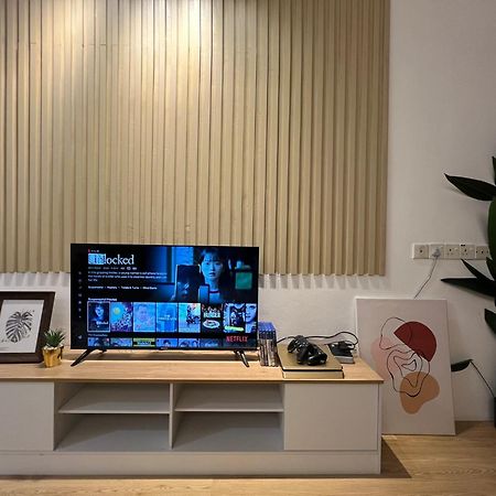 Villa Demuji 4Br 10Pax 3Min To Ecm Kcm, Ps4 à Kuantan Extérieur photo